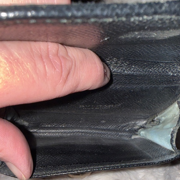 Bulgari Black Leather Clutch with Silver Snap clip for front closure. - Picture 9 of 11